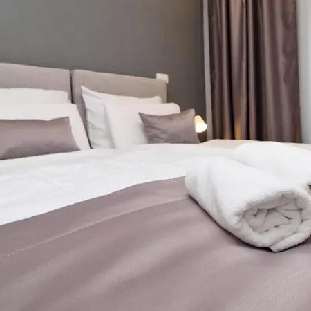 Platinum Butique 4* Σαράγεβο