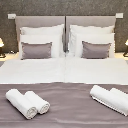 Πανσιόν Platinum Butique Σαράγεβο